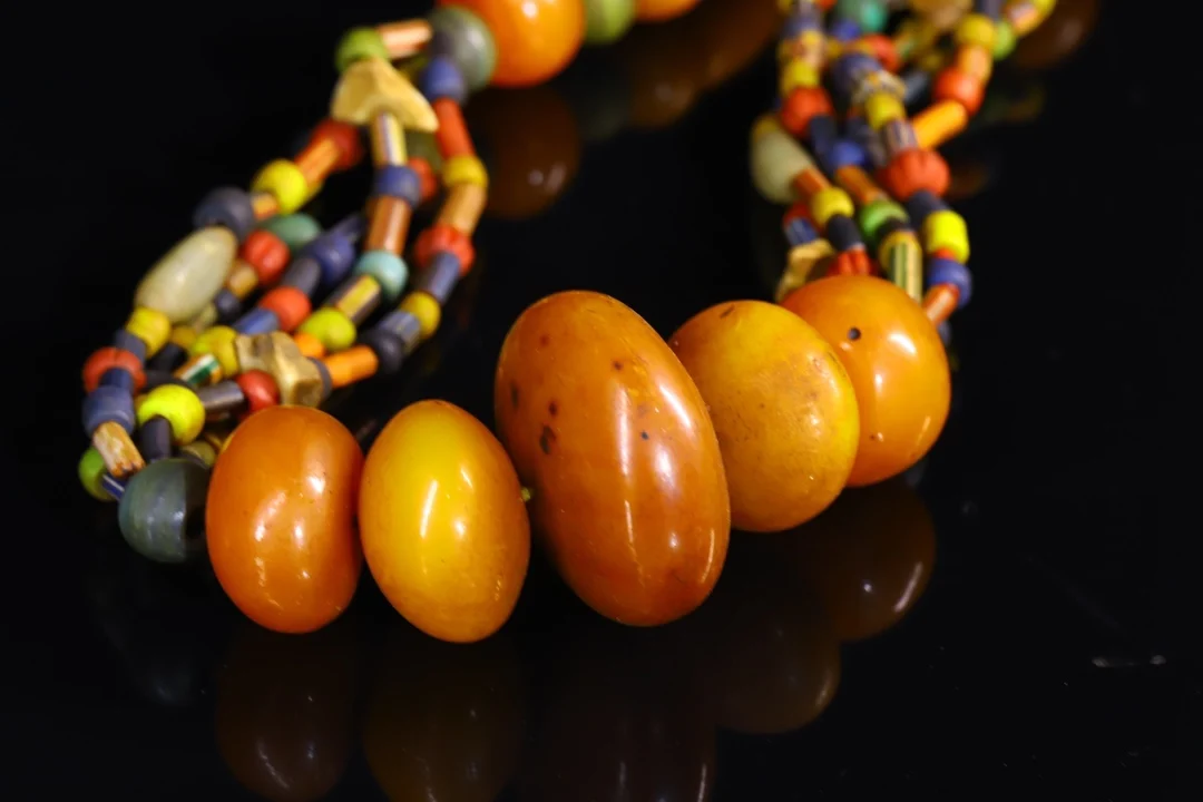 22 "チベット寺院コレクション古い多くの宝石カラフルなビーズネックレス仏ビーズペンダントお守りダーラムタウンハウス悪魔祓い