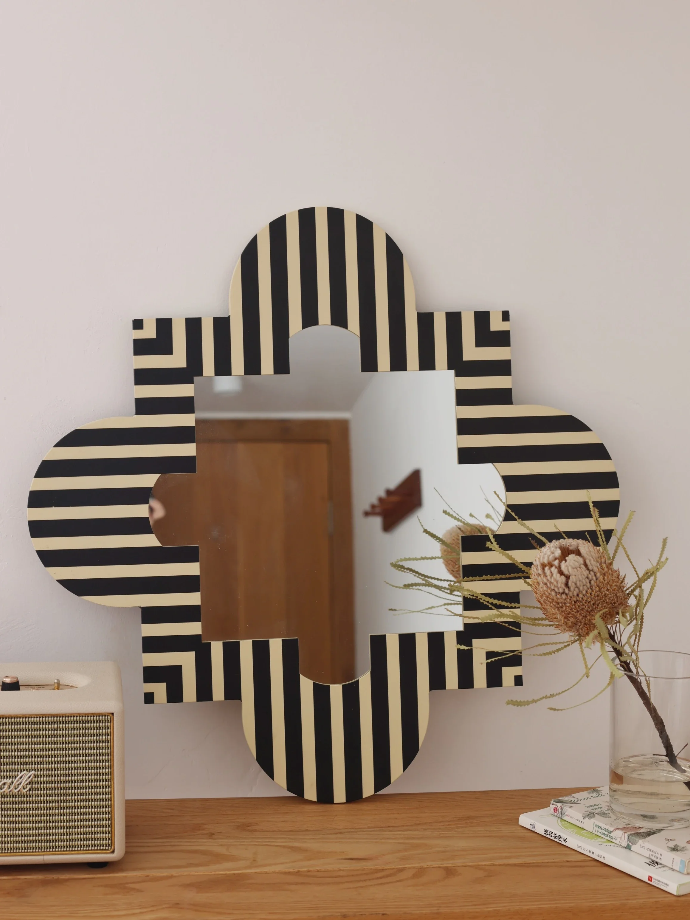 Retro decorative mirror with iron stripes, modern hanging mirror