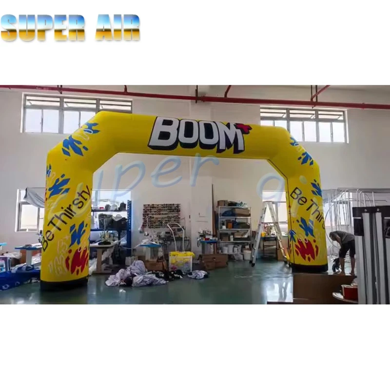 Fabriqué en Chine, finition gonflable bleue de 6 ml et arc de démarrage pour les événements sportifs