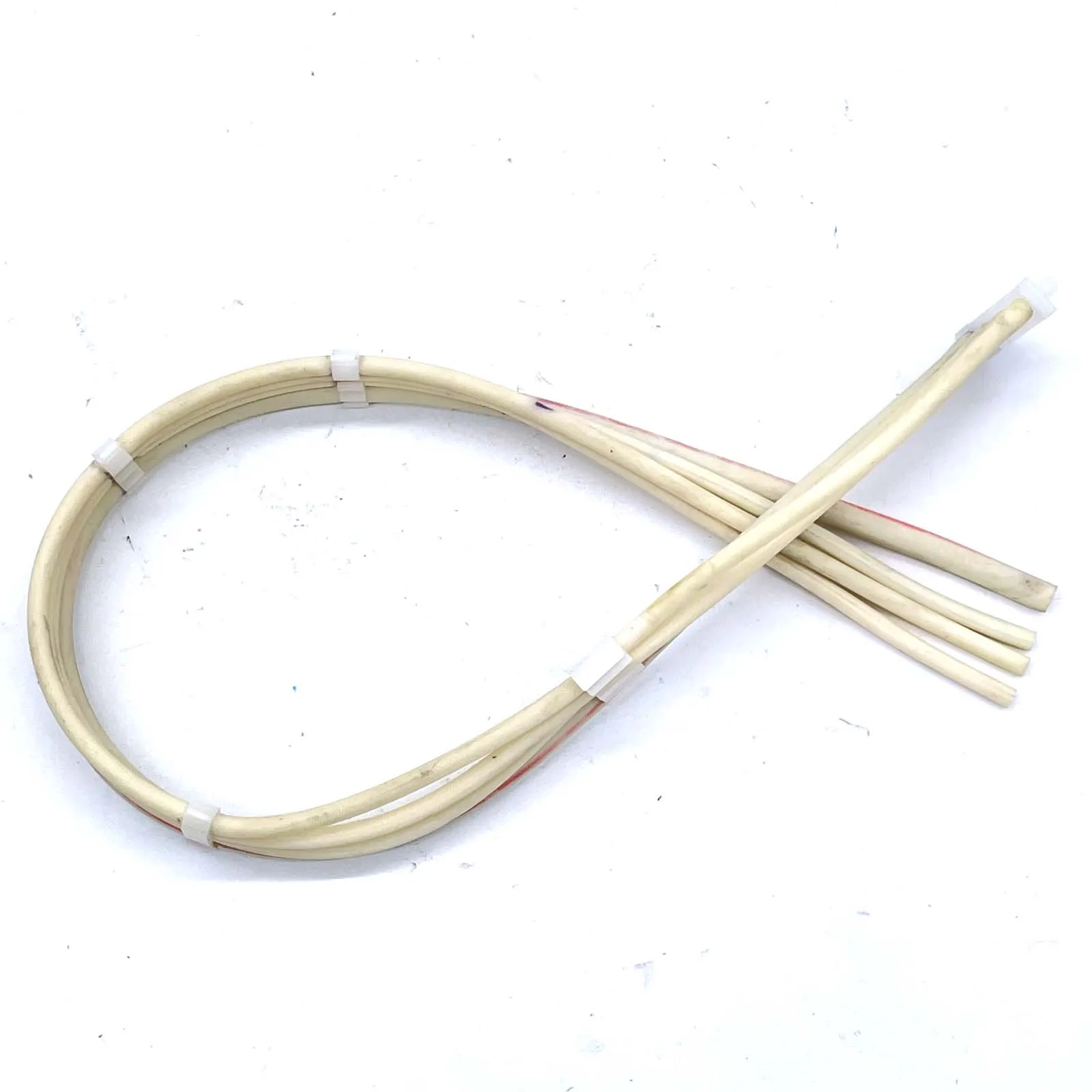 

Трубка чернильного насоса подходит для Epson L301 L130 L132 L121 L312 L300 L111 L211 L120 L220 L303 L335 L313 L210 L310 L222