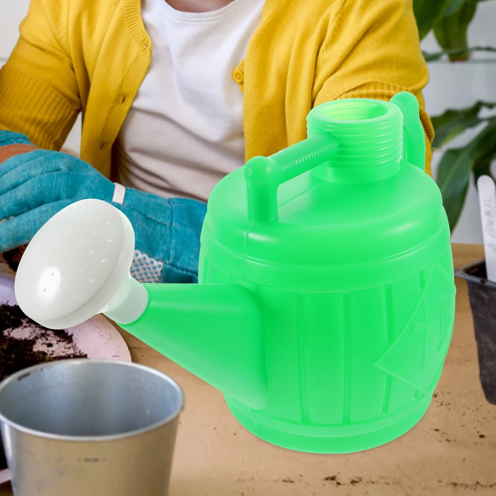 

1Pcs Long Nozzle Watering Can Plastic Durable Gardening Pot Flower Watering Pot Shower Head for Indoor Outdoor Plants