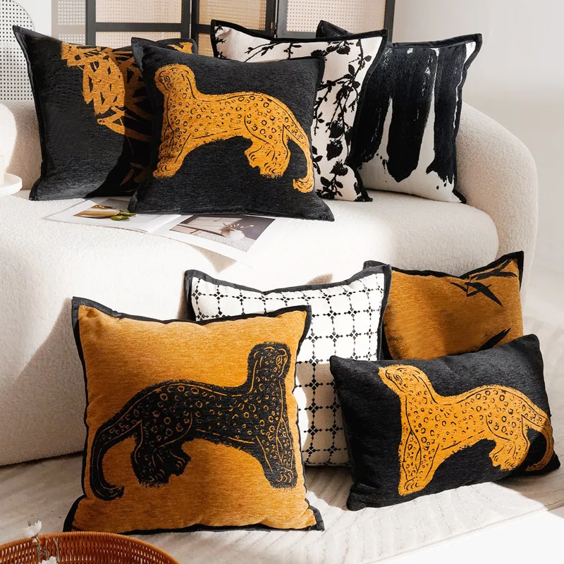 

30x50/45x45cm Medieval Light Luxury Golden Leopard Brown French Throw Pillow Cover Living Room Couch Cushion Cover Pillow Case