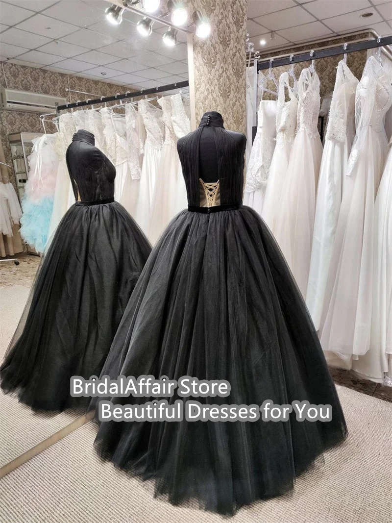 BridalAffair-فستان حفلات منفوش من الدانتيل ، فساتين حفلة موسيقية سوداء ، رقبة عالية ، قطع على شكل حرف V عميقة من الأمام ، فساتين سهرة طويلة مثيرة ، فستان حفلة