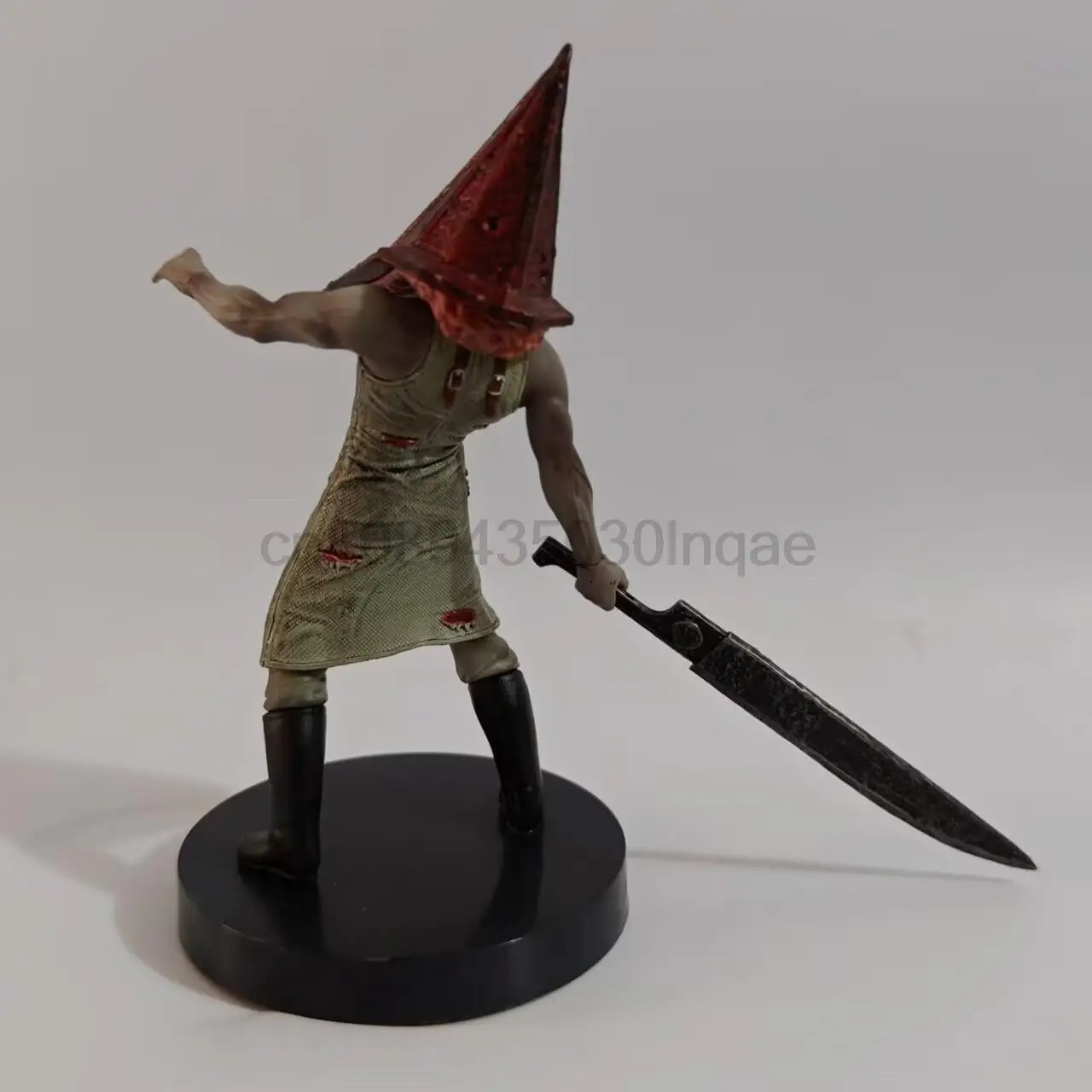 سايلنت هيل 2 الهرم الأحمر شيء المنبثقة موكب عمل نموذج لجسم اللعب غرفة زخرفة مشتركة المنقولة دمية السنة الجديدة الحاضر