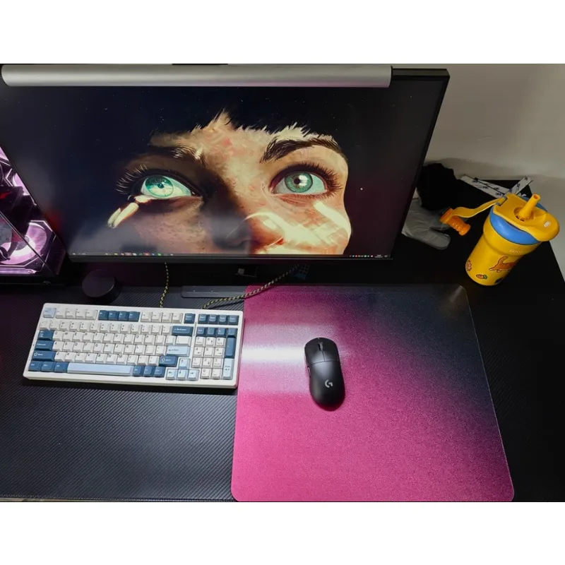 Mouse Pad de vidro fotovoltaico ATOM: superfície temperada rígida personalizada para FPS E-Sports