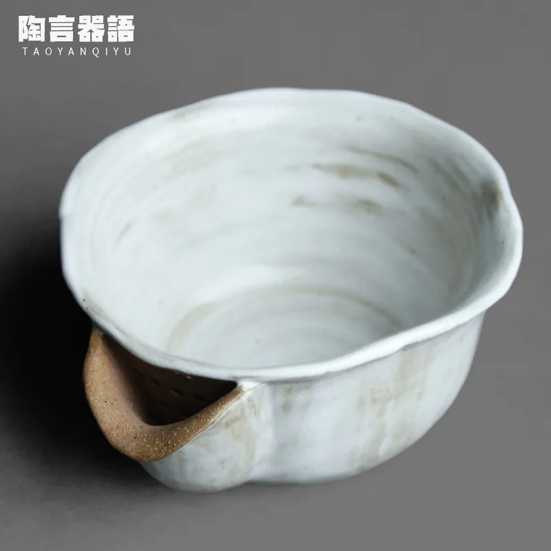 Japanese-style retro pottery kiln roasted powder white hand-held teacup hand-painted glaze craft filter hole fair water-sharing