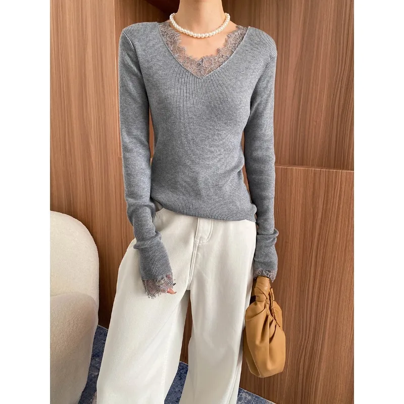 

Fit Stitching Lace V-neck Slim Bottoming Sweater