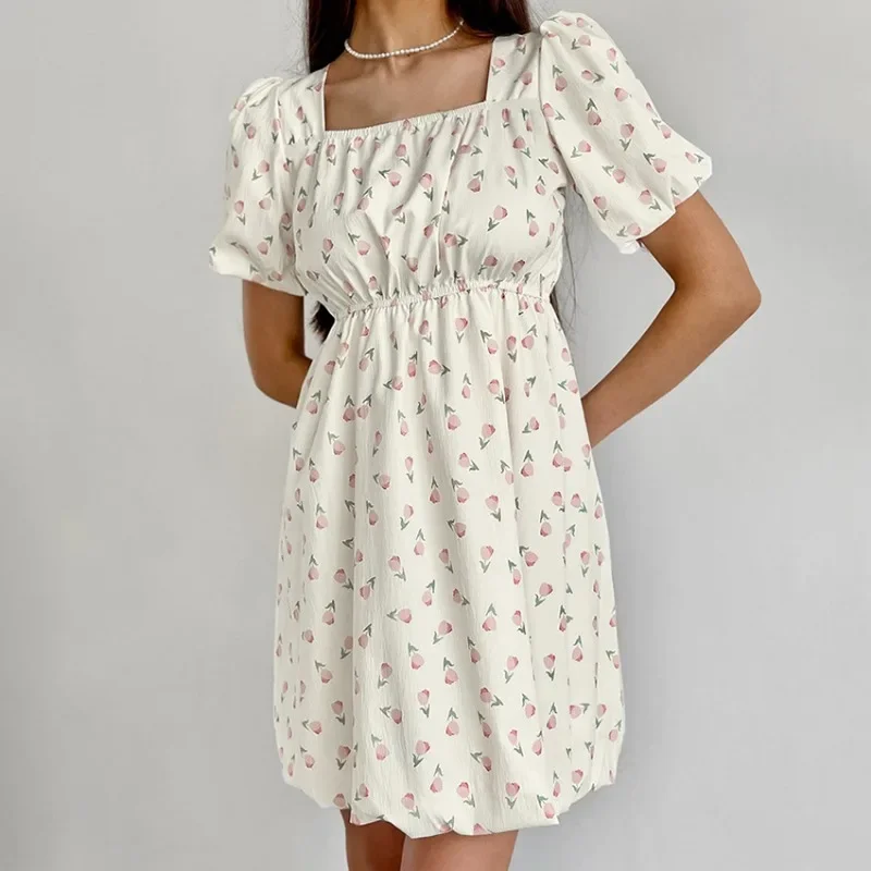 

2024 French Women's Elegant Floral Printed Bubble Sleeve Dress New Fashion Women High Waist Square Neck Sweet A-line Dresses