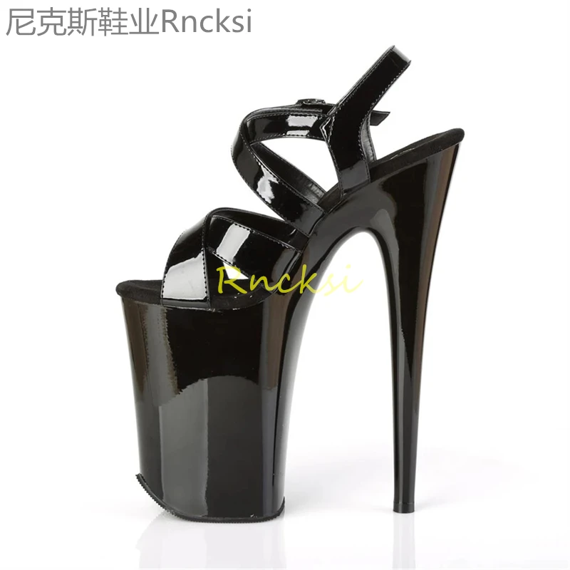 23cm Walk with a thin waterproof platform sandal model with fashionable high heels.