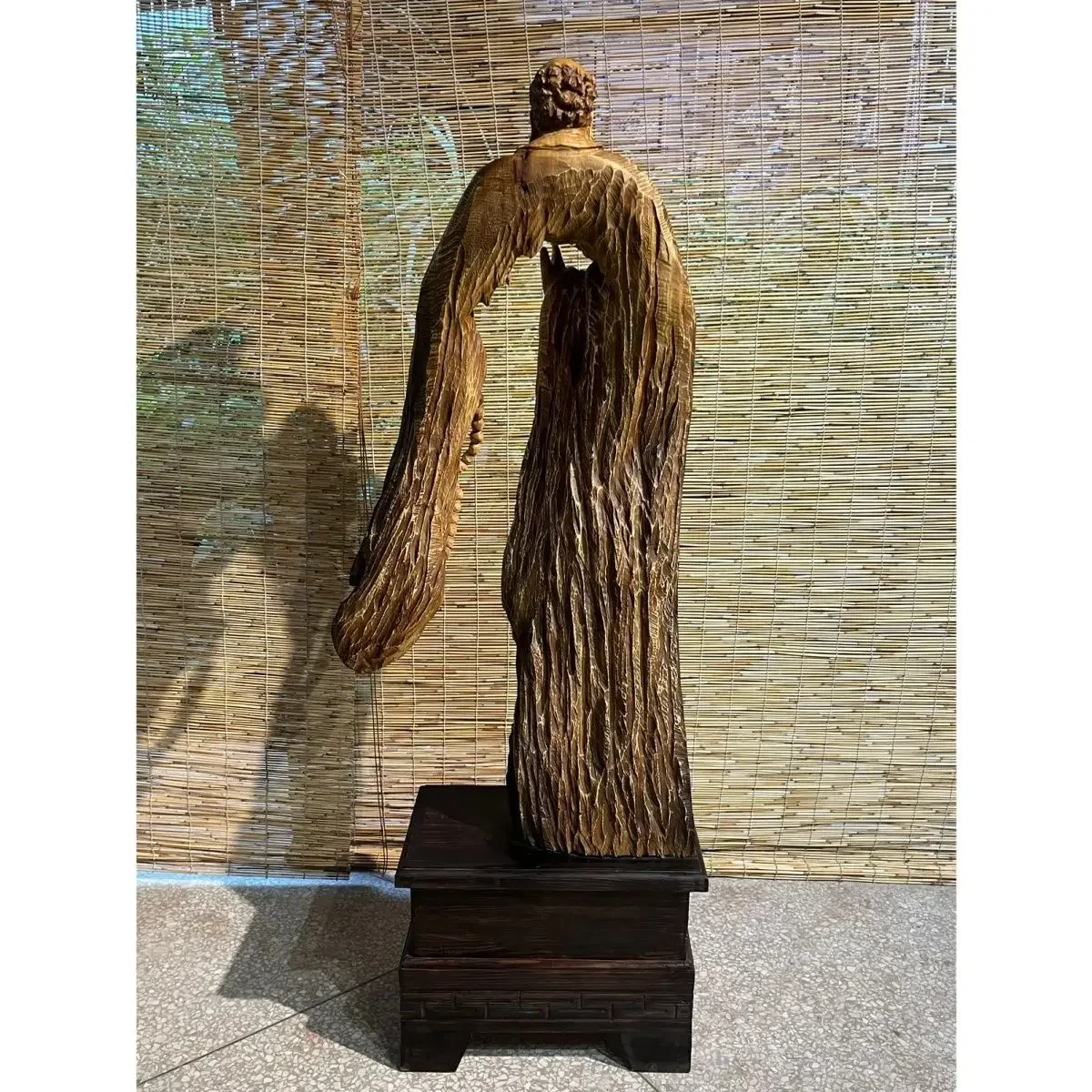 Camphor camphor wood carving figure carving solid wood ornament home living room decoration crafts
