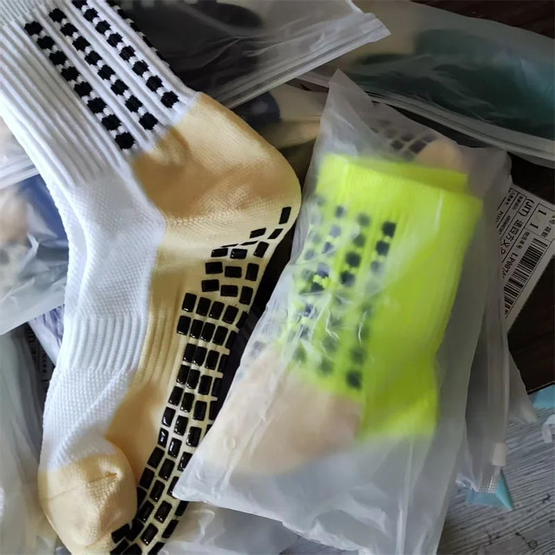 

1-20 пар многофункциональных профессиональных нескользящих силиконовых футбольных носков, дышащие спортивные носки для тренировок на открытом воздухе