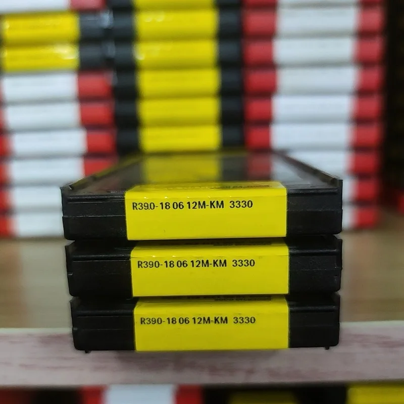

Hard alloy cutting blades R390-180612M-KM 3330