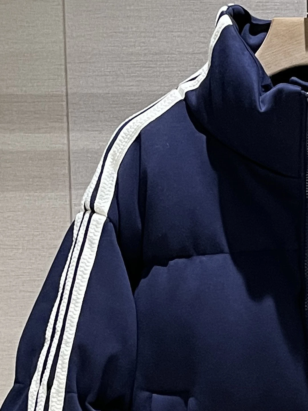 Leggero casual lungo Sve collo alto da donna in piuma Jaet Knot Autunno Inverno New Sle Blue Lady Commute Sle