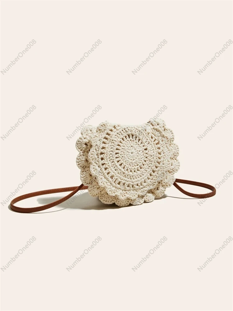 حقيبة كتف بوهيمية من القش من الدانتيل الفرنسي المجوف للنساء محفظة صيفية لقضاء العطلات على الشاطئ