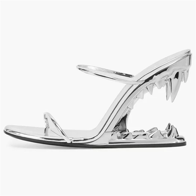 Donne oro frenwork denti tacchi sandali doppio cinturino sottile signora estate nuova bocca di squalo dentata pantofole tacco alto scarpe punta tonda AliExpress