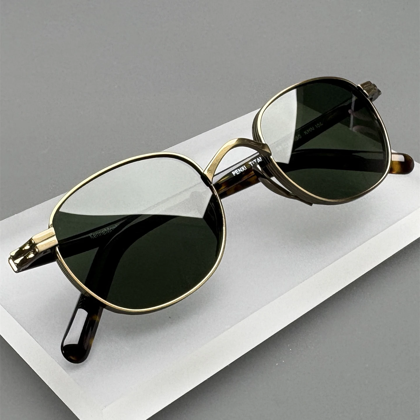 

Винтажные квадратные поляризационные солнцезащитные очки из титана и ацетата для мужчин и женщин, солнцезащитные очки с защитой от ультрафиолета, японские солнцезащитные очки ручной работы в стиле ретро