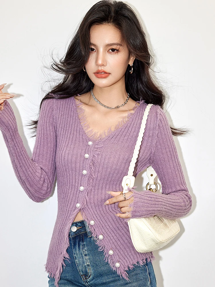 2024 New V-Neck Sweater Temperament Solid Color Slim Fit Knitted Tops Women Niche Design Sense Sweater Cardigan