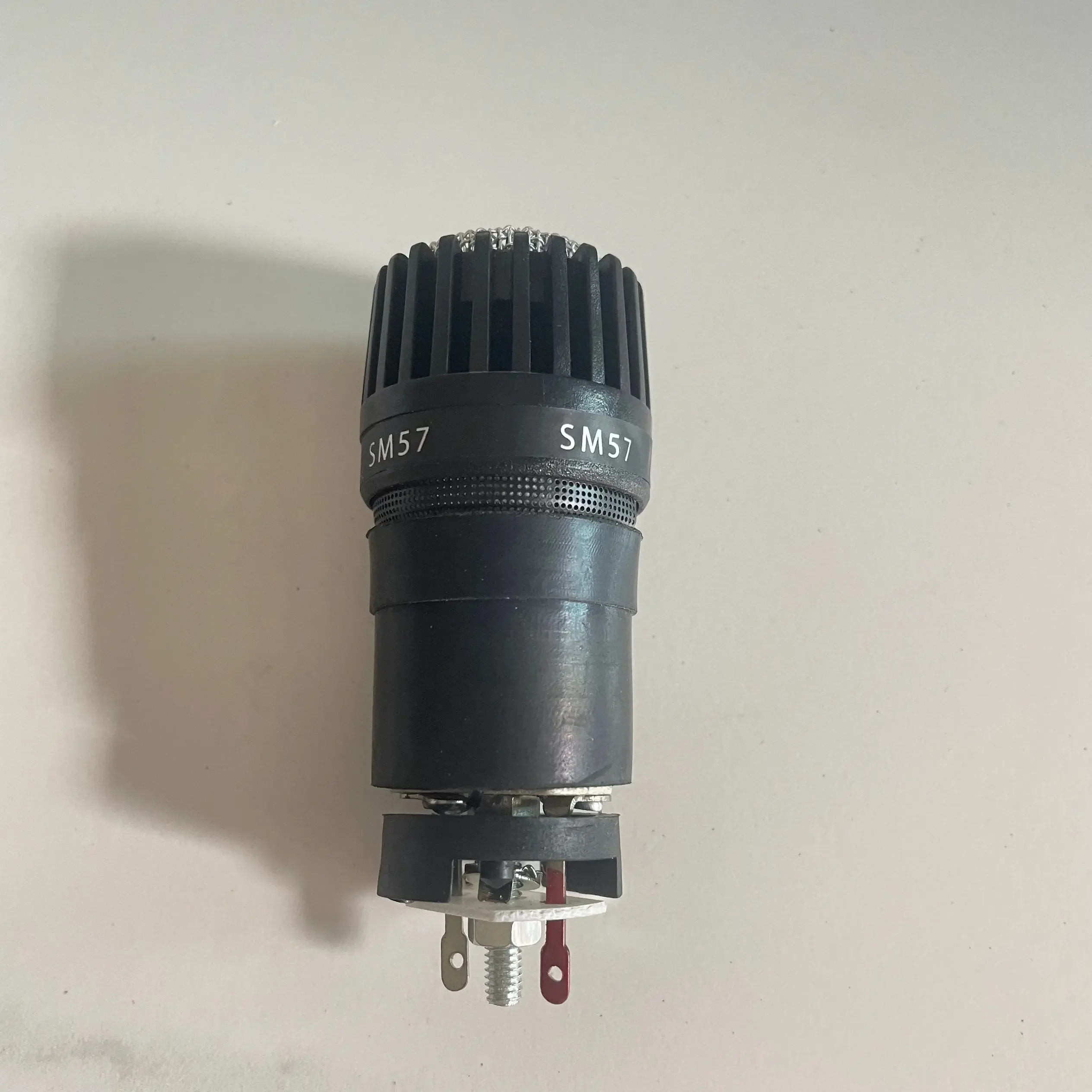 1PCS High quality Professional Core Capsule Head For Shure SM57 SM 57 Microphone ,the metal body Microphone Cartridge