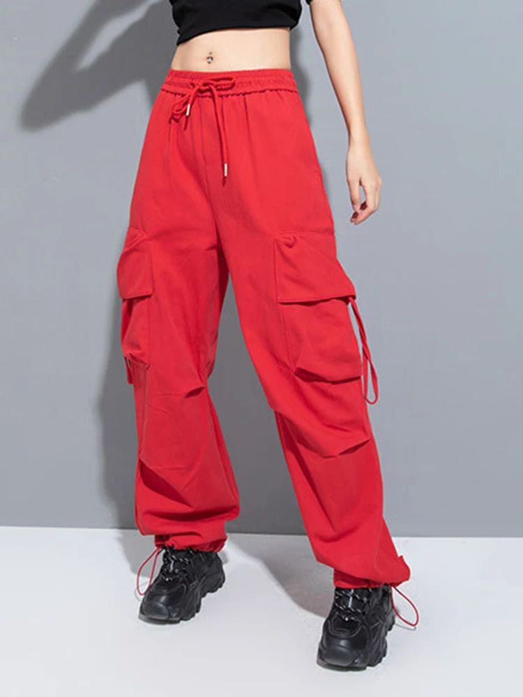 [EAM] High Elastic Waist Red Pocket Long Cargo Pants New Loose Fit Trousers Women Fashion Tide Spring Autumn 2025 1DH0997