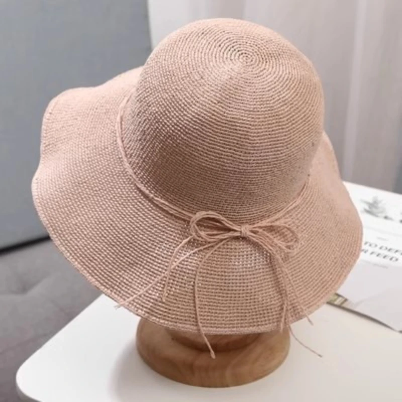 قبعة شمس جديدة من القش الورقي لعام 2025 للسيدات بحافة واسعة للحماية من أشعة الشمس على الشاطئ قبعة نسائية مرنة بحافة واسعة للشاطئ