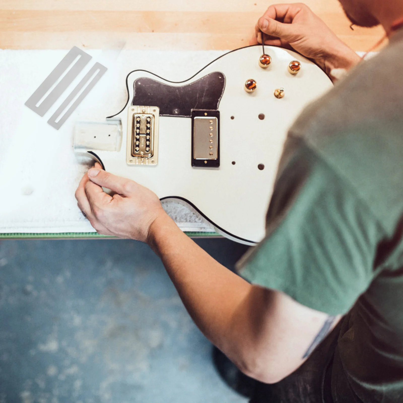 

2Pcs Fretboard Fret Protector Hard Flexible Guards for Bass Guitar Mandolin Ukulele Luthier Fretboard Fret Protector