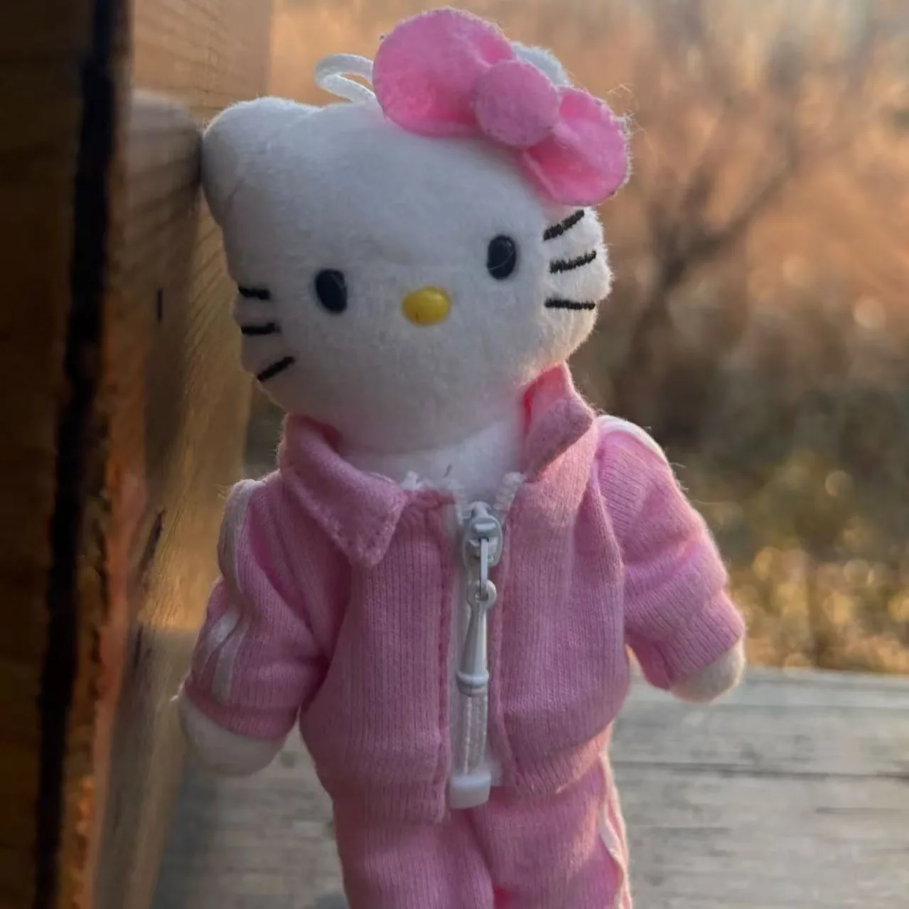 スポーツマンハローキティぬいぐるみキーホルダーペンダントかわいい甘いバッグ通学人形人形装身具ピンクアクセサリーギフト