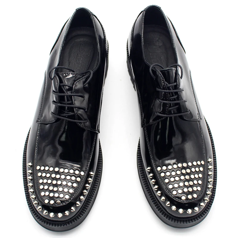Fashion Rivet Decor Lace-Up Men Formal Shoes Full Polish Black Leather Anti-slip Tread Sole Street & Occasion Casual Dress Shoes