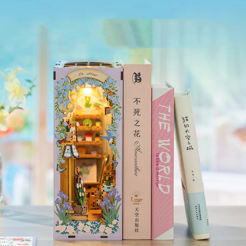 DIY Houten Boekenhoekje Plank Insert Kit Geur Bloemist Boekensteun Miniatuur Model Kits Bloem Boekenplank voor Vrienden Verjaardagscadeautjes
