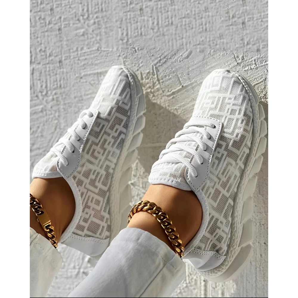 Women Geometric Lace-up Breathable Sneakers Daily Casual Round Toe White Sports Shoes Spring Fashion Going Out Running Shoes