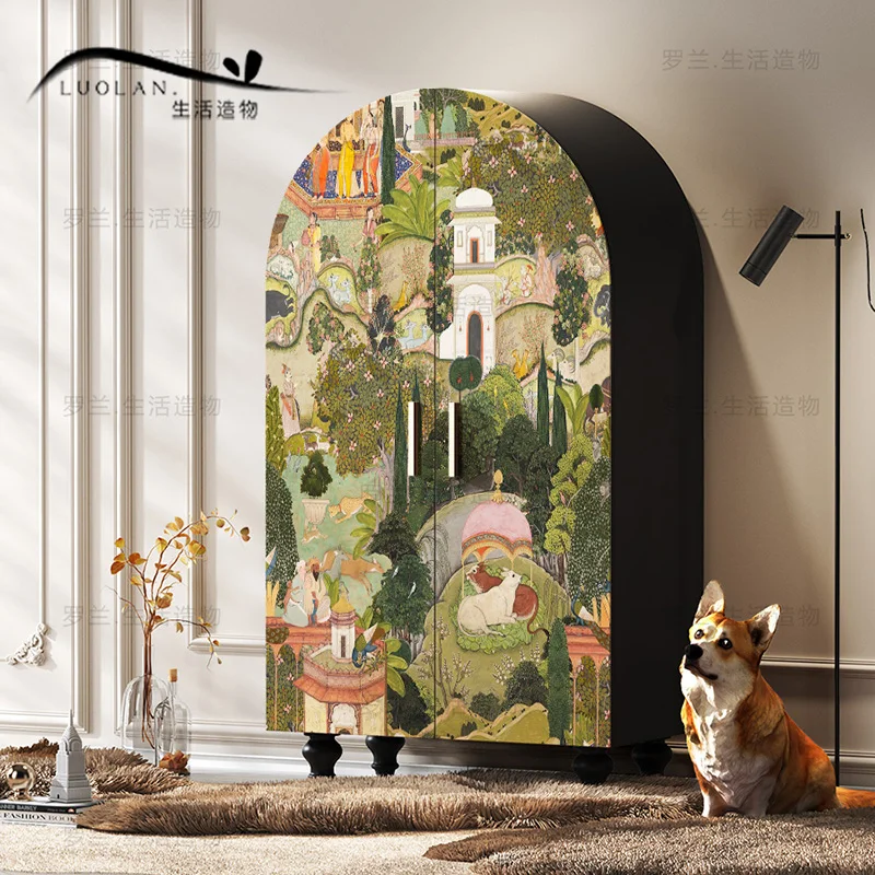 北欧風の牧歌的な塗装を施した無垢材のワードローブ、両開きの寝室用ワードローブ