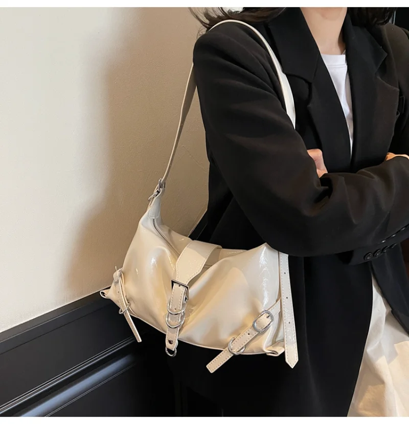 

Elegant Leather Crossbody Bag For Women - Vintage Minimalist Messenger Purse With Paris Letter Logo & Pockets