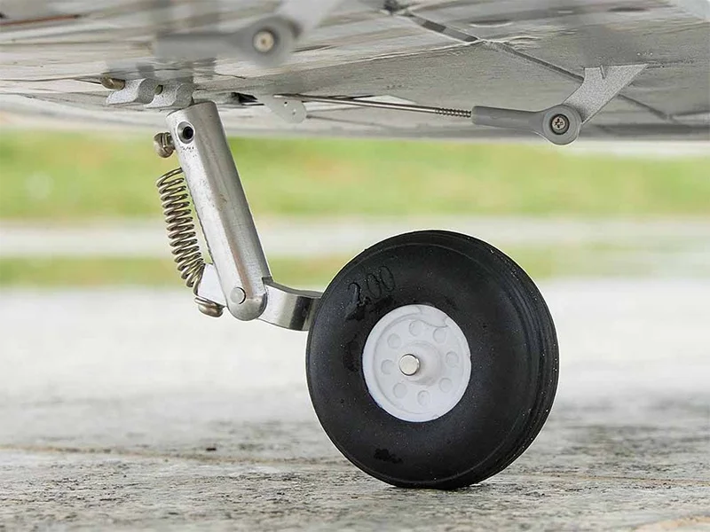 FMS 64mm EDF Futura PNP 40A ESC 6CH Acrobazia CNC Carrello di atterraggio in metallo 900mm Apertura alare Elettrico ad alta velocità RC Aereo a reazione Giocattolo