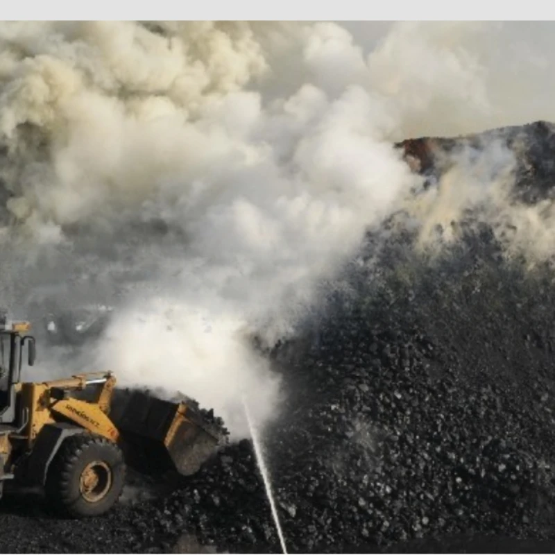 

Automatic monitoring and alarm of coal bunker temperature for preventing spontaneous combustion in open-pit coal yard