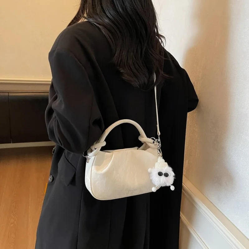 

Ladies Tote Bag Made Of Dot-Stripe-Printed Leather Boasting High-End Paris Commuter Spacious Soft Daily Modern Style​