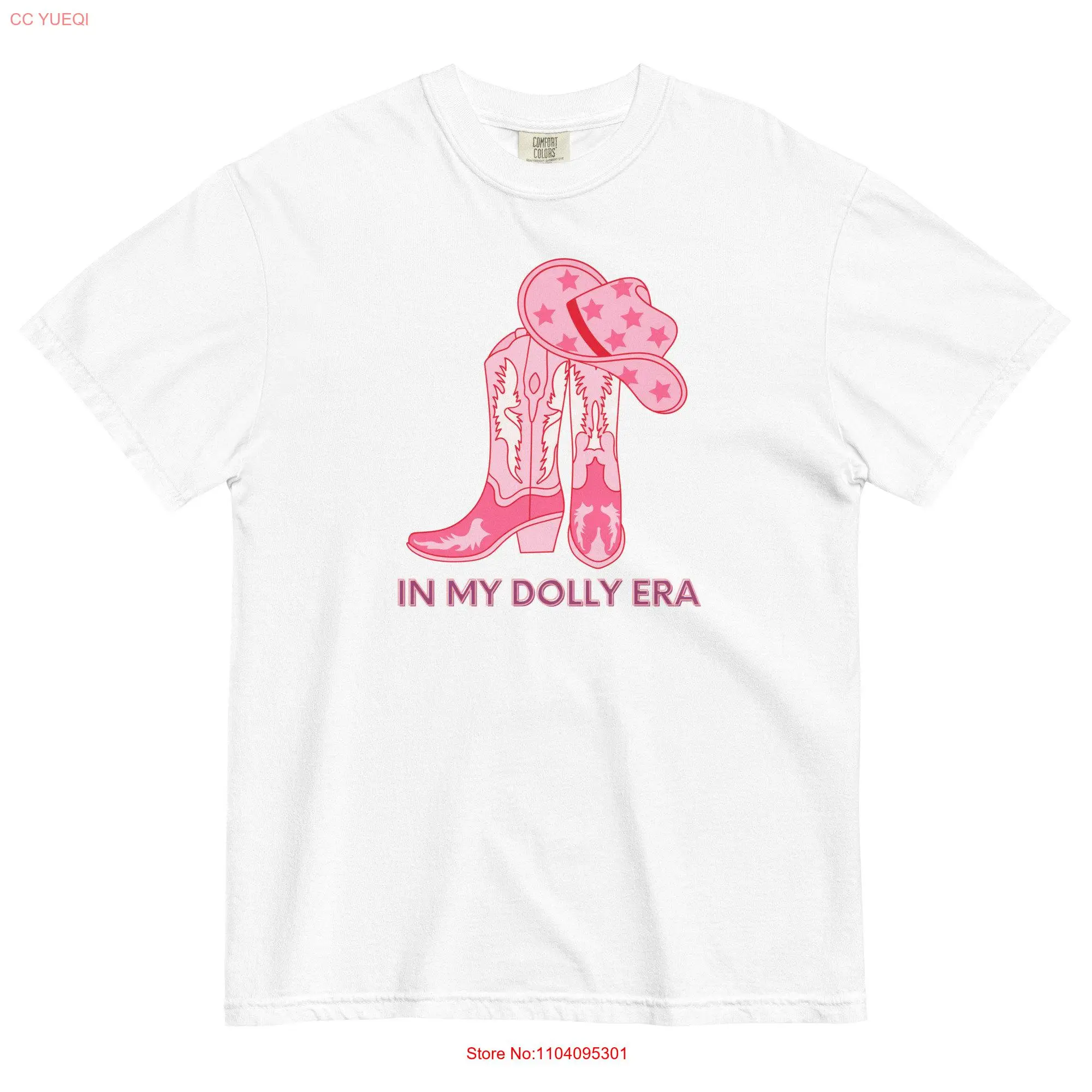 

Футболка In My Dolly Era Comfort с длинными или короткими рукавами