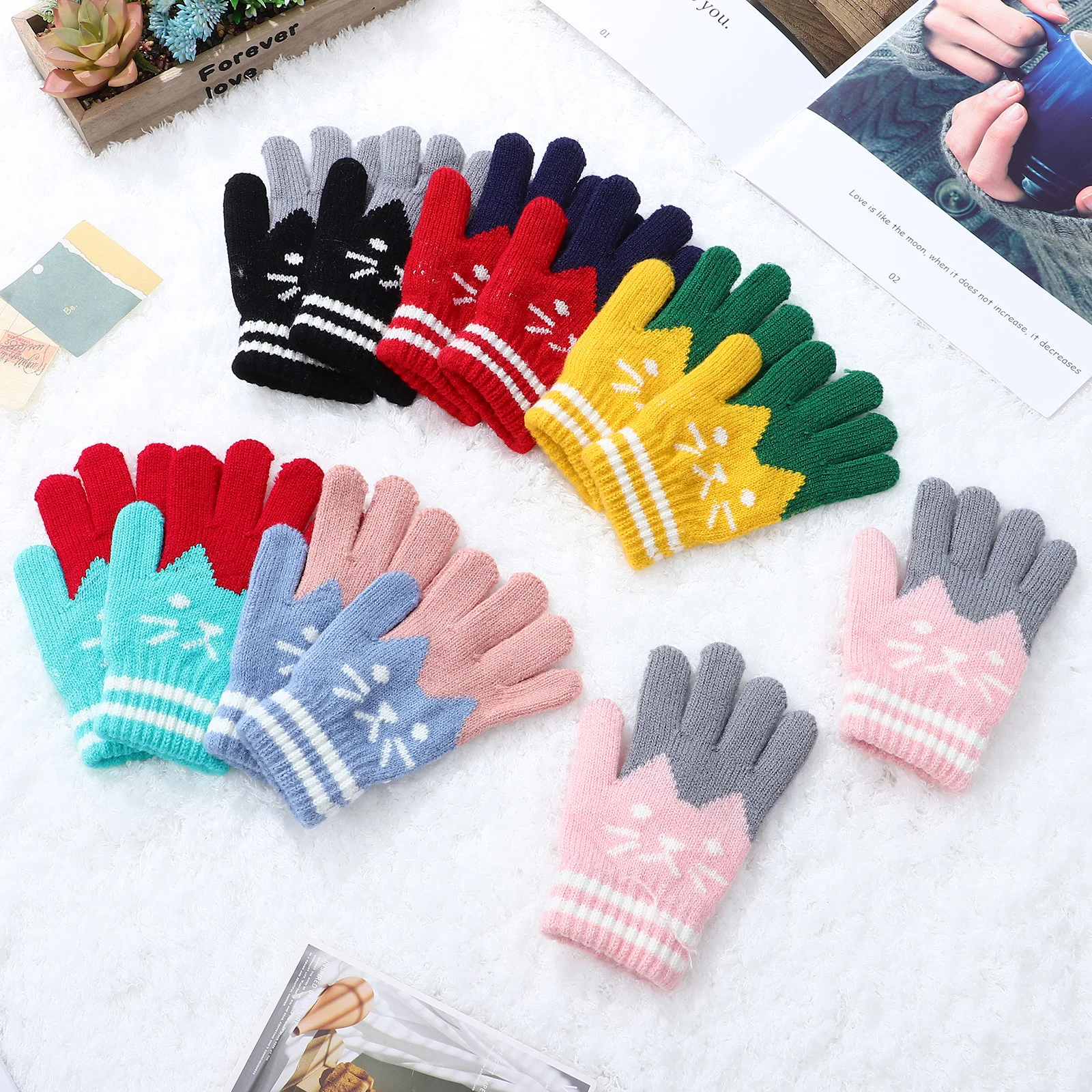 

6pcs Kids Winter Knitted Warm Stretchy Children Mittens Kitten Pattern Skiing Riding Portable Warm Gloves For Christmas Gift