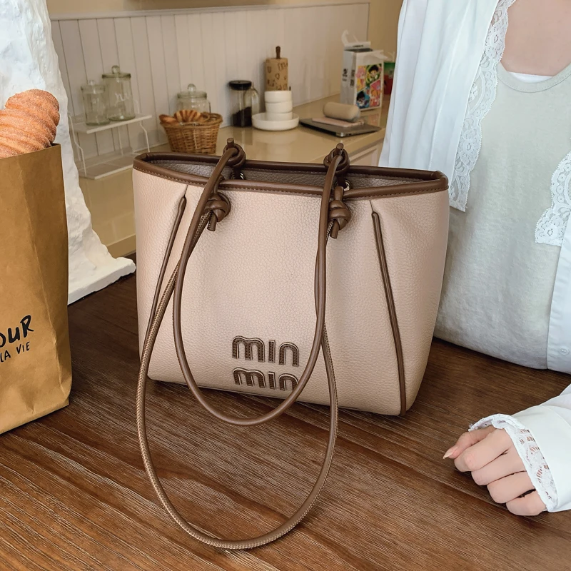 

Famous Designer Women's Elegant Leather Tote Bag, Luxury Classic Shoulder Handbag, Crossbody Messenger For Ladies Stylish