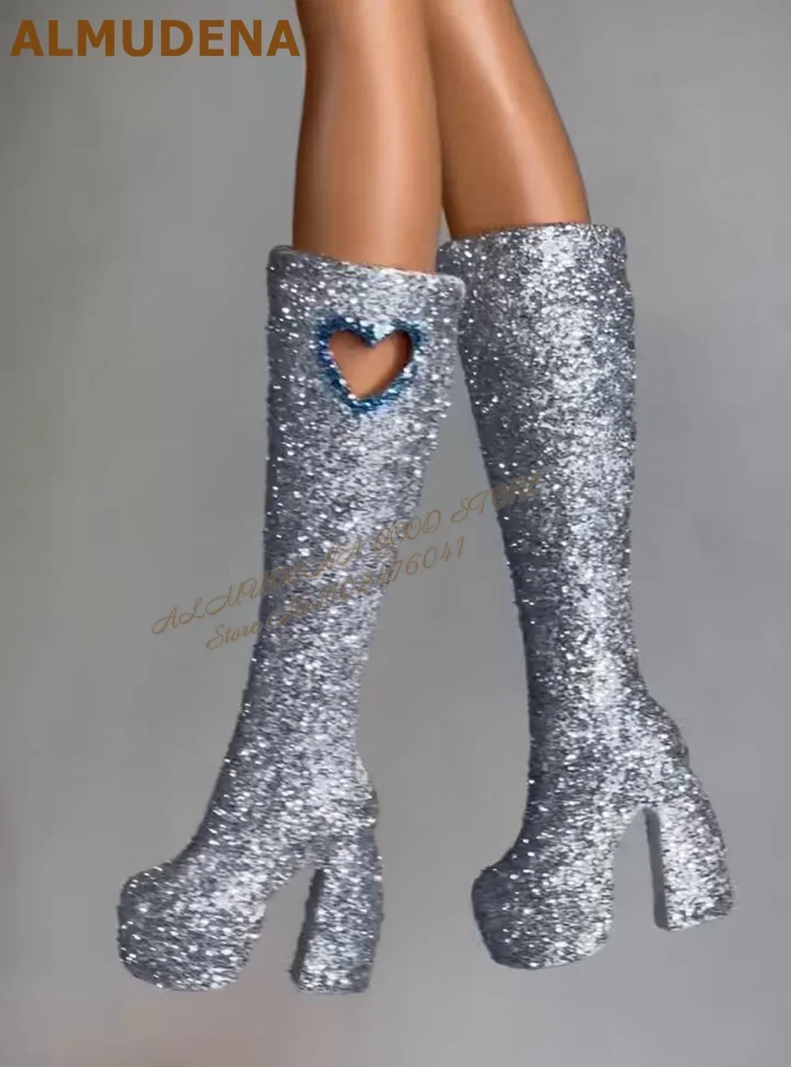 

Серебряные блестящие сапоги до колена на массивном каблуке, синие высокие сапоги с вырезом в форме сердца и блестками, модельные туфли на высокой платформе и блочном каблуке