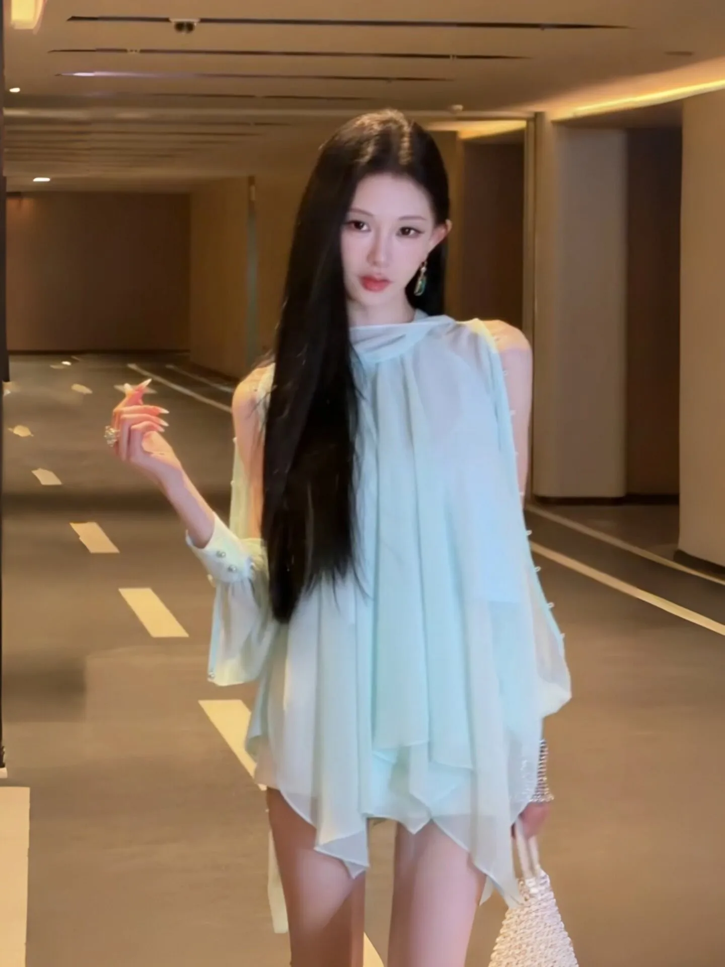 

Blue Asymmetrical Hem Chiffon Lantern Sleeve Shirt Women's Loose Shoulder Baring Top Breathable Long Sleeve French Style Casu...