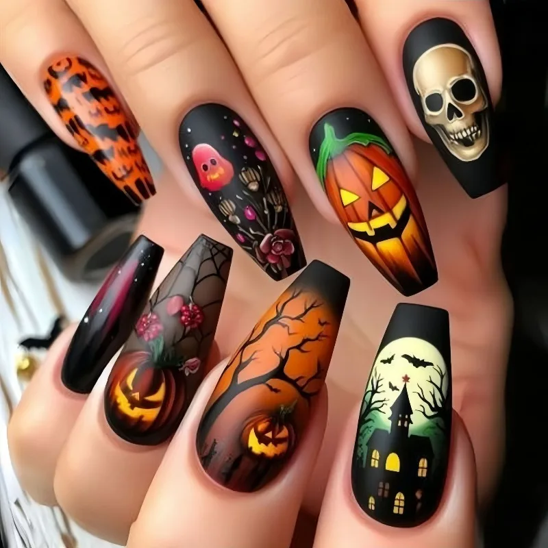 

24PCS Halloween European and American Style Fake Nails Patches Multi-color Smudge Skull Pattern Nails Patches Fashion Wear Nails