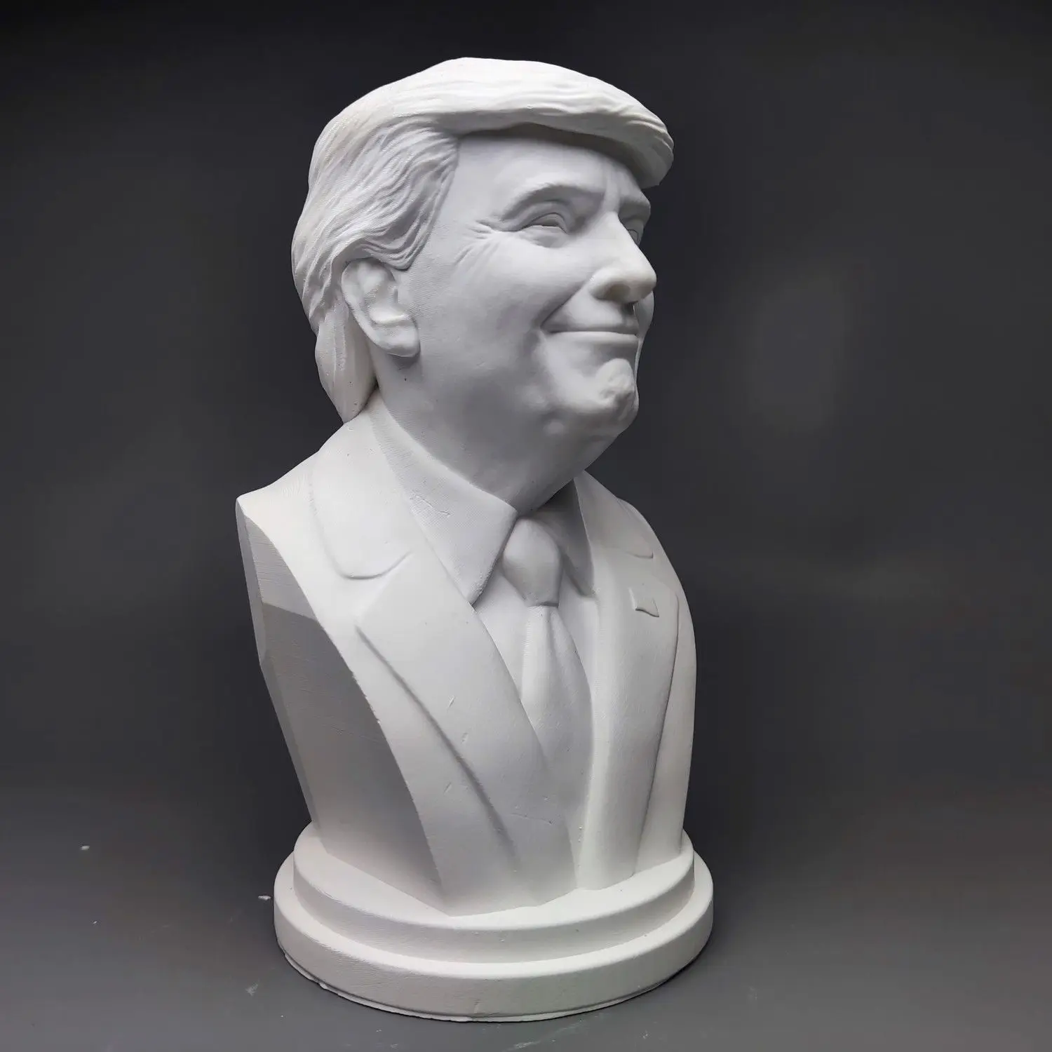 Donald John Trump Smiling emoticon plaster statue ornaments art teaching aids sketch head sculpture graduation bust model