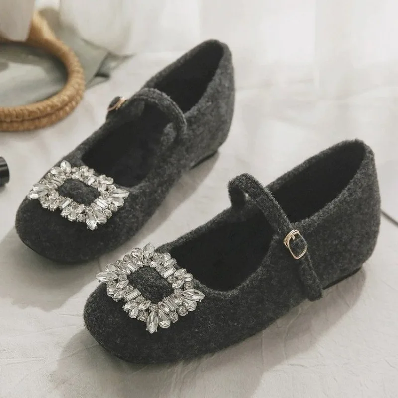 

Fashion Thick Heel Single Shoes Women's Commute Shallow Mouth Rhinestone Not Tired Thick Heel Womens Shoes Zapatos De Mujer