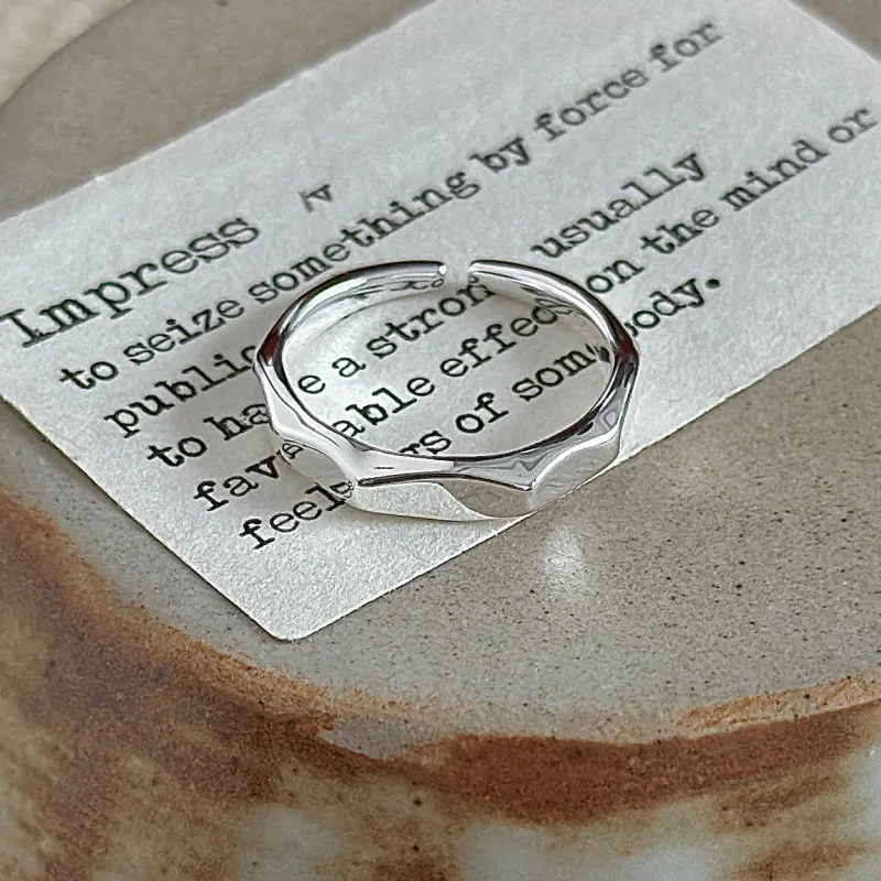 [Cciris.Com] S925 Silver Textured Ring Korean Vintage Minimalist Wholesale Stacking Jewelry for Women