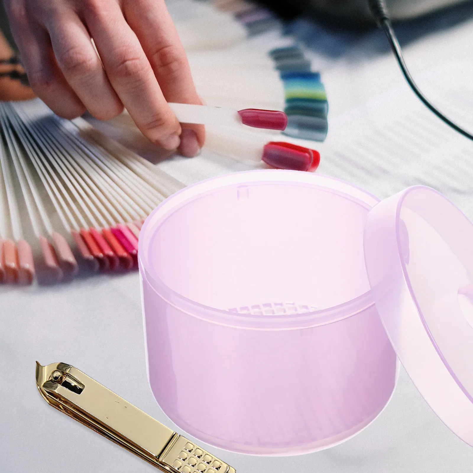 

2Pcs Nail Soaking Bowl Sterilizer for Nail Clippers Tweezers Skincare Tools Ventilated Drying Tray Salon Spa Cleaning Case