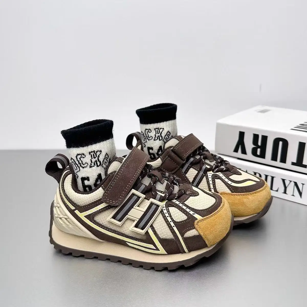 

Fashion Brand Girls' Leisure Shoes Children's Sports Shoes 2025 Autumn New Men's Soft Sole Shoes Kids Shoes Chunky Sneakers