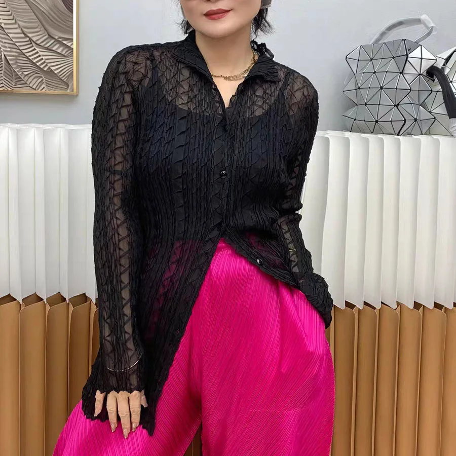 

Miyake Fold 2025 Spring/Summer Simple Lightweight Shirt for Women, Loose and Versatile, Casual Cardigan Top, Sunscreen Coat