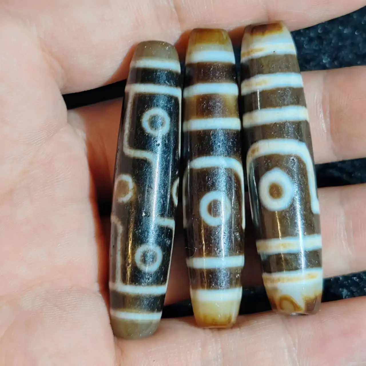 Xizang totem snow penetration weathering agate beads national necklace pendant diy accessories