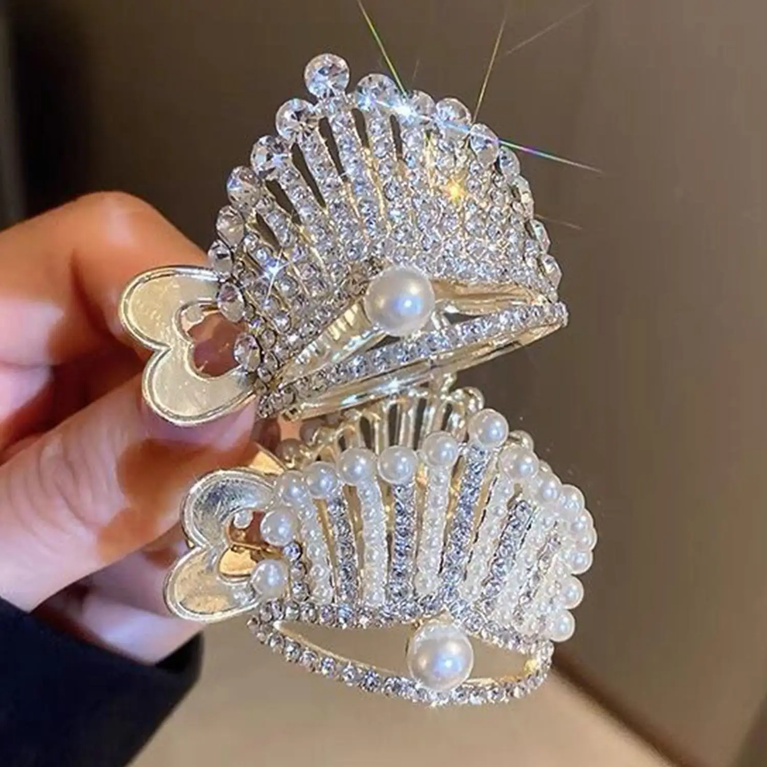 クリスタルヘア爪高ポニーテールホルダーヘアクリップエレガントなヘアアクセサリーヘアグリップパールラインストーンヘアピンパーティー頭飾り
