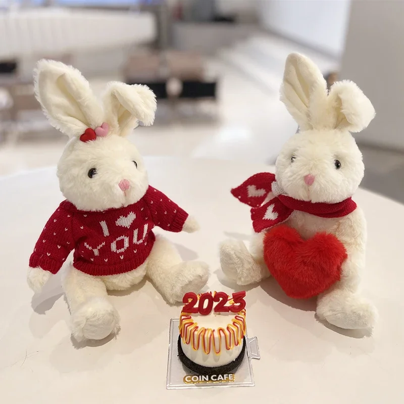 Lapin en peluche mignon avec pull, poupée pour enfant, cadeaux d'anniversaire pour enfants, jouets d'accompagnement pour bébé, cadeau de saint valentin