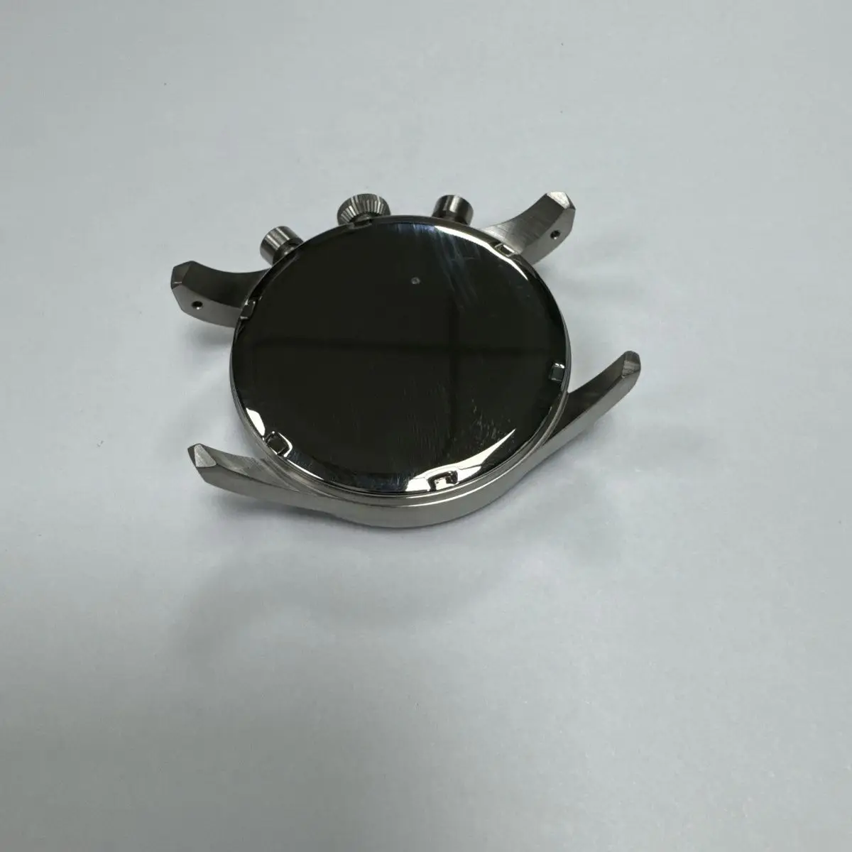 

Стальные часы многофункциональные кварцевые часы VD53 зубчатая нижняя крышка